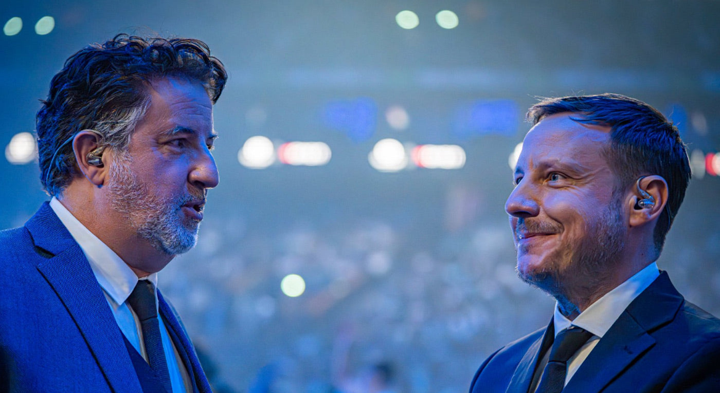 le duo de commentateurs de catch de la WWE